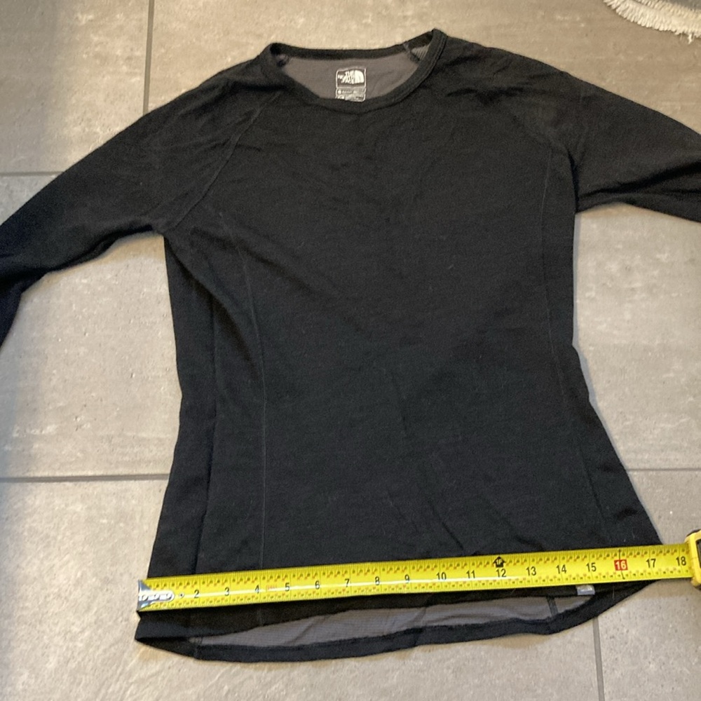TNF base layer - Picture 4 of 14